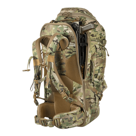M-Tac Large Gen.IV Elite maastokuvioitu reppu erillisten aseiden kuljetukseen, valmistettu kulumiskestävästä Cordura-materiaalista.