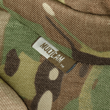 Lähikuva M-Tac Bat Wing Bag Elite Multicam-kuosilla ja Cordura 500 MS -materiaalilla.