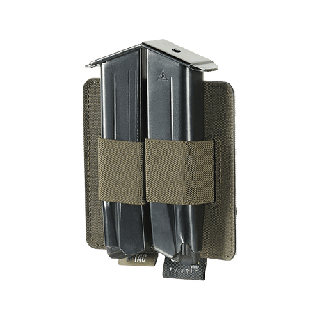 M-Tac Double Mag Pouch Hook Backed Magazine lippaiden säilytykseen, Velcro-kiinnitys M-Tac-laukussa.