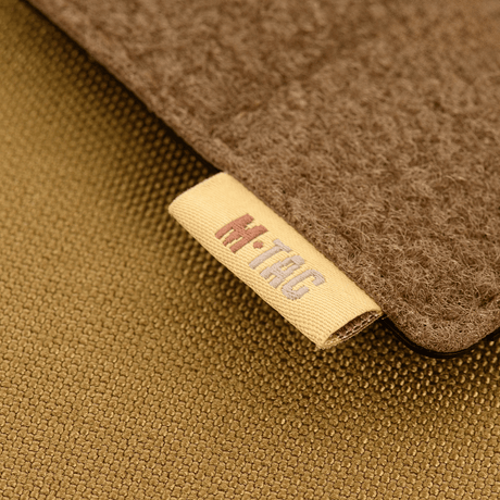 M-Tac paneeli patcheille MOLLE 80x135 plastbase ja hook & loop overflade patcheille ja vakautta varten