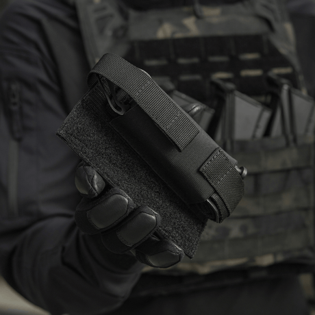 M-Tac Tourniquet Pouch Elastisk VELCRO Gen.II käytössä taktisen liivin kanssa, Cordura 500D ja Texcel-hihnat