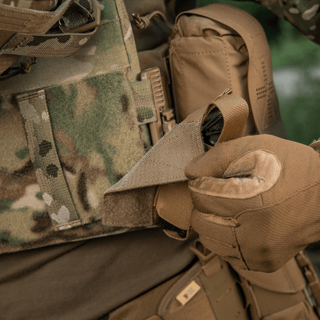 M-Tac Tourniquet Pouch Elastisk VELCRO Gen.II kiinnitetty plate carrieriin, nopea pääsy C-A-T, Cordura 500D, Texcel-hihnat