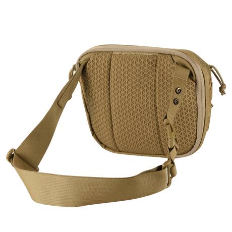 M-Tac Sphaera Hex Hardsling Gen.II Elite, kompakti Cordura-laukku säädettävällä olkahihnalla ja piilotetulla kantokompartimentilla.