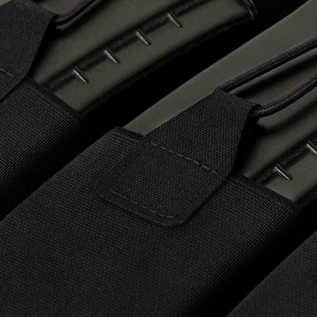 M-Tac Elastinen Triple Magazine Pouch Elite Cordura 500D:stä kolmelle AK/AR-lippaalle, helppo pääsy ja luotettava kiinnitys.