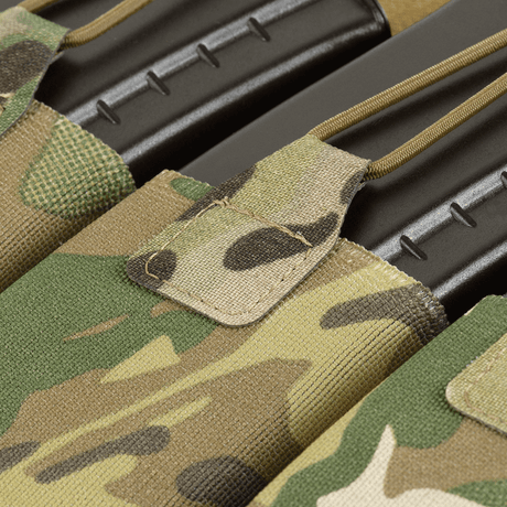 M-Tac Elastinen Triple Magazine Pouch Elite Cordura 500D-materiaalista MOLLE-järjestelmällä ja tilalla 3 AK/AR-lippaalle.