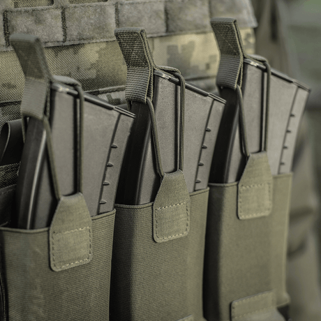 M‑Tac Elastinen Triple Magazine Pouch Elite kolmelle lipalle, Cordura 500D-materiaali, suunniteltu nopeaan käyttöön ja turvalliseen säilytykseen