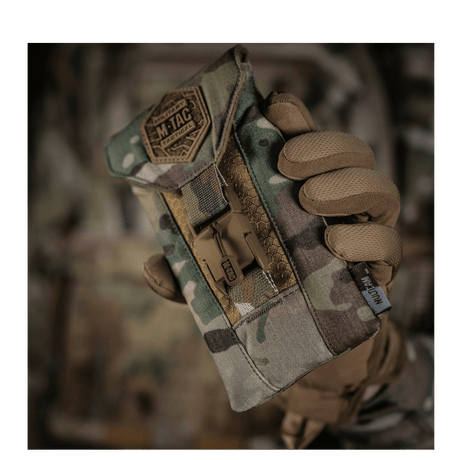 M-Tac Smartphone Lomme Elite Large Hex kestävästä CORDURA HEX -materiaalista magneettisoljella, sopii 6,5 tuuman älypuhelimille.