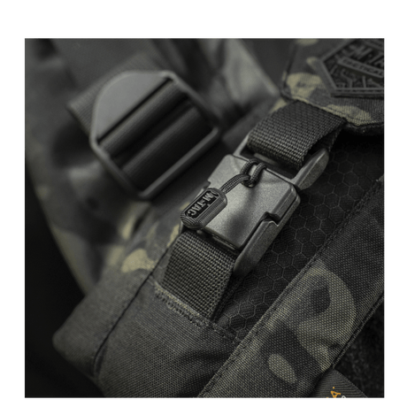 M-Tac Smartphone Lomme Elite Large Hex WJ-magneettisoljella CORDURA HEX -materiaalista, musta muotoilu.