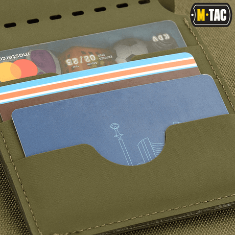 M-Tac Slim Elite Gen. II, kompakti lompakko korttitaskuilla tyylikkäällä muotoilulla, polymeerikomposiitti kulutuskestävyyttä ja pitkäikäisyyttä varten.