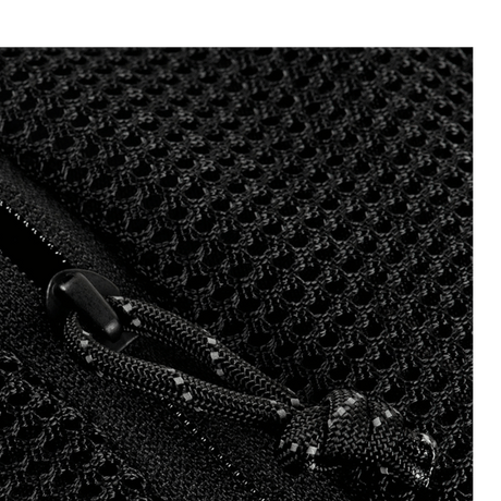 Lähikuva M-Tac Sling Pistoltaske Elite Hexistä, Cordura-kangas ja YKK-vedoketjut.