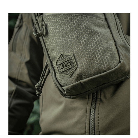 M-Tac Sling Pistoltaske Elite Hex Cordura Hex -materiaalista, säädettävä olkahihna.