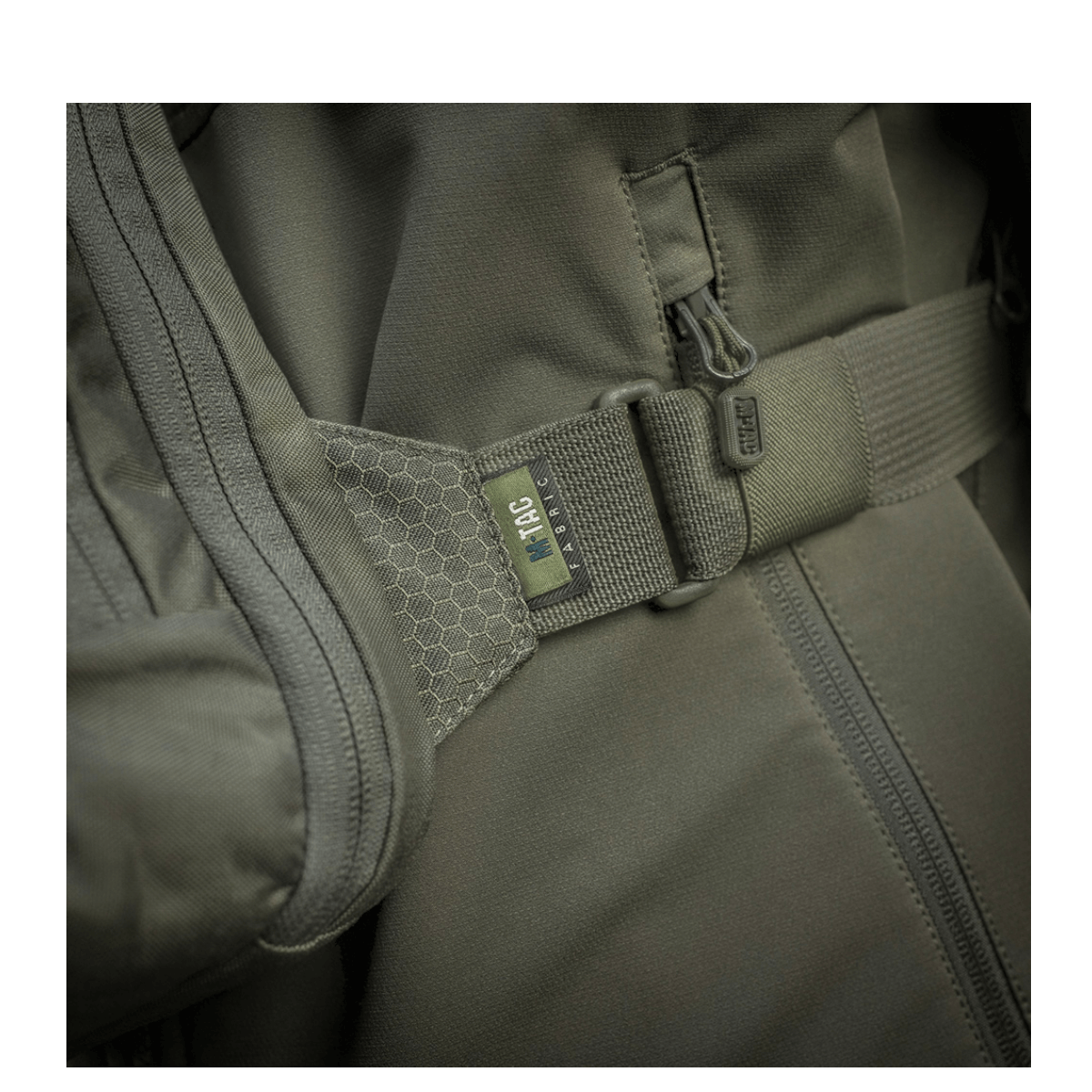 M-Tac Sling Pistoltaske Elite Hex med Cordura stof og lynlås fra YKK, detalje af spænde og justerbar rem