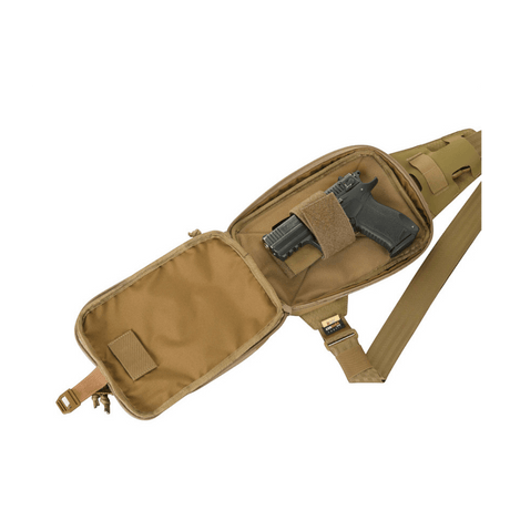 M-Tac Sling Pistoltaske Elite Hex pistoolin kanssa, säädettävä hihna ja tilavat osastot turvalliseen kuljetukseen.