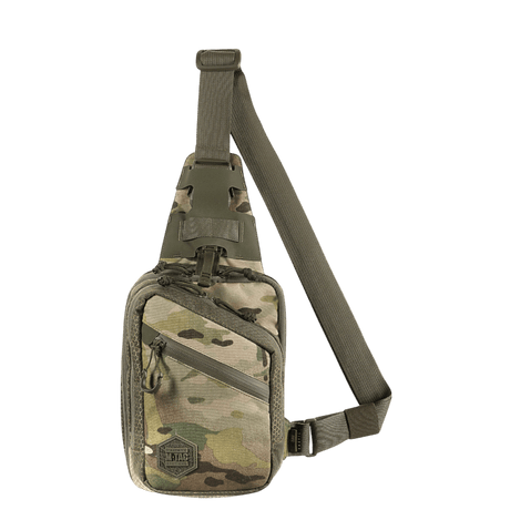 M-Tac Sling Pistoltaske Elite Hex kestävässä Cordura 1000D:ssä säädettävällä olkahihnalla ja YKK-vedoketjuilla.