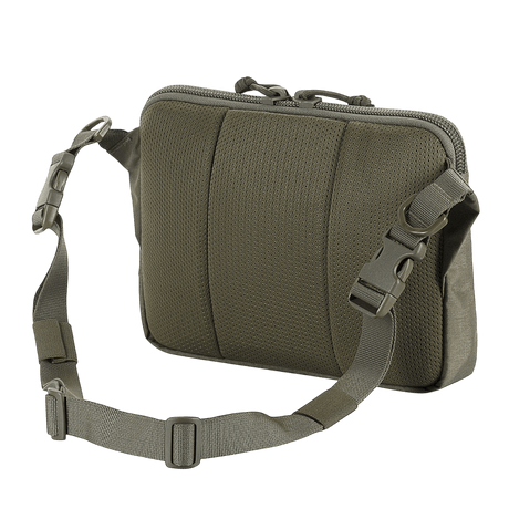 M-Tac Admin Taske Elite kestävästä Cordura-materiaalista, säädettävä olkahihna.