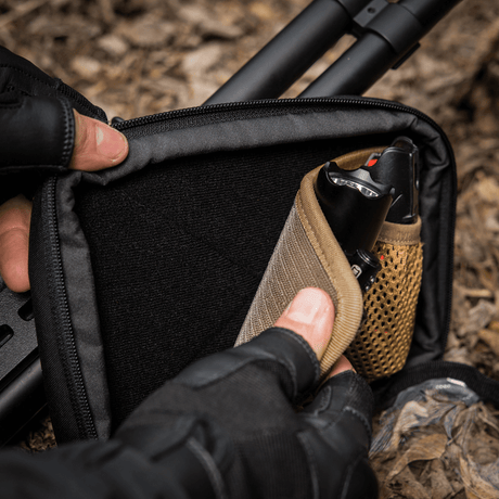 M-Tac Utility Organizer Slim Elite Cordura 500D:llä pitää EDC-kitin ja tarvikkeet turvassa. Läpinäkyvä PVC nopeaan tunnistukseen