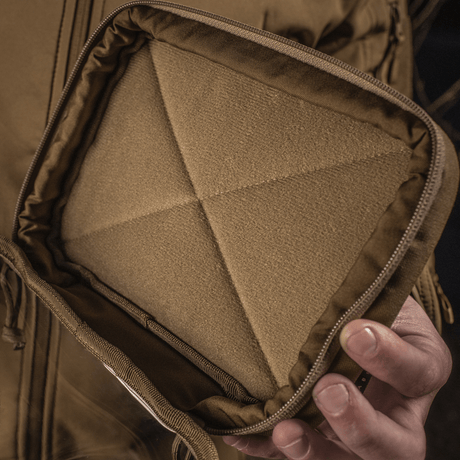 M-Tac Utility Organizer Slim Elite Cordura 500D-materiaalista, ergonominen muotoilu turvalliseen EDC-esineiden ja tarvikkeiden säilytykseen