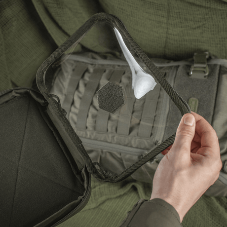 M-Tac Utility Organizer Slim Elite läpinäkyvällä PVC:llä nopeaan tunnistukseen, kestävä Cordura 500D, soveltuu EDC-sarjan säilytykseen.