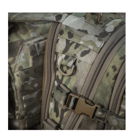 Lähikuva M-Tac Mission Pack Elite -repusta, Cordura 1000D camo-kuvio ja MOLLE LASER CUT-system.