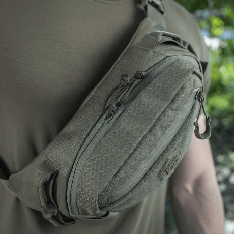 M‑Tac Bæltetaske Elite Hex, kompakti laukku tarrataskuilla, YKK-vetoketjut ja vesitiivis muotoilu, vyölaukku laadukkaasta Cordura-materiaalista.