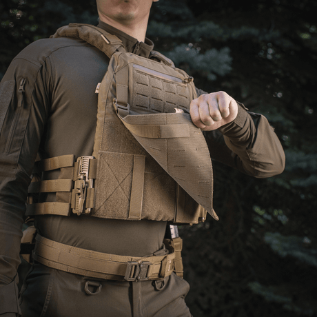 M-Tac etupaneeli Plate Carrier Cuirass QRS XL Cordura 500D:ssä, NIJ-sertifioitu, galleria, sijainti 1, yksityiskohta sulkemisesta.