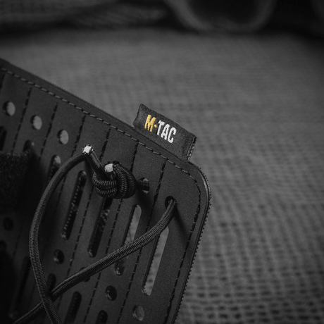 M-Tac Modul Insert Molle 11x19, Laser Cut vahvoilla elastisilla hihnoilla ja laserleikatussa aukkomuotoilussa EDC-järjestelyyn.