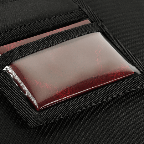 M-Tac Pung Elite Gen.II Hex muovivälilehdellä asiakirjoille ja kestävä rakenne, valmistettu Cordura Hex 1000D:stä.