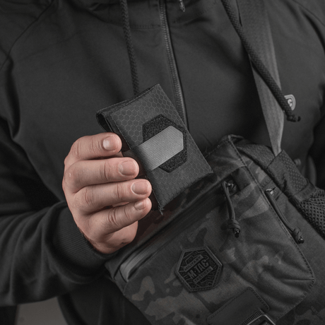 M-Tac City Med Pouch Hex kompaktissa muotoilussa hexagon-kuvioidusta ripstop-materiaalista, kannettava ensiapupussi, kuva 1