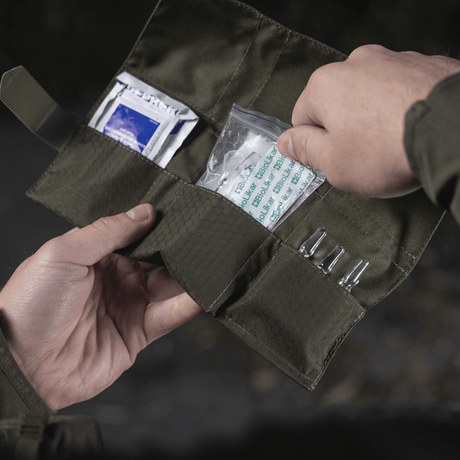 M-Tac City Med Pouch Hex, kestävä kuusikulmio-kuvioitu ripstop-kangas, kompakti ensiapupakkaus, galleria-asento 1.