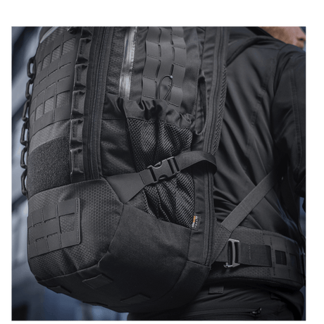 M-Tac Rygsæk Large Elite Hex Gen. IV, ergonomisesti suunniteltu suuri reppu aseiden kuljetukseen, kestävä Cordura 500D -materiaali.