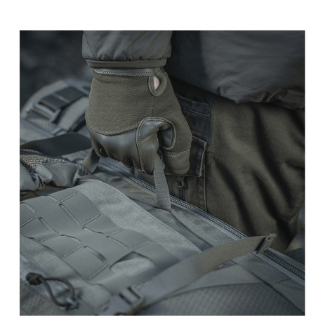 M-Tac reppu Large Elite Hex Gen. IV kestävästä Cordurasta, suunniteltu taktiikkaan ja toiminnallisuuteen.