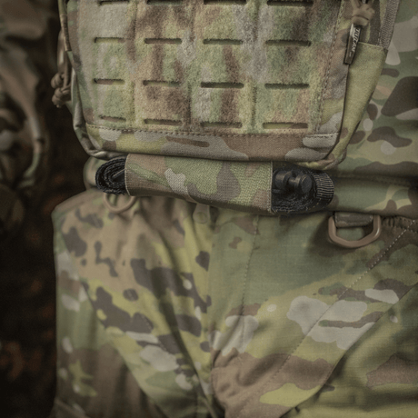 M-Tac Lomme til Tilbehør Lower Large Elite Plate Carrier tukevassa Cordura 500D -materiaalissa, NIJ-sertifiointi, näkymä galleria-asennossa 1, maastokuvio ja modulaarinen asettelu.