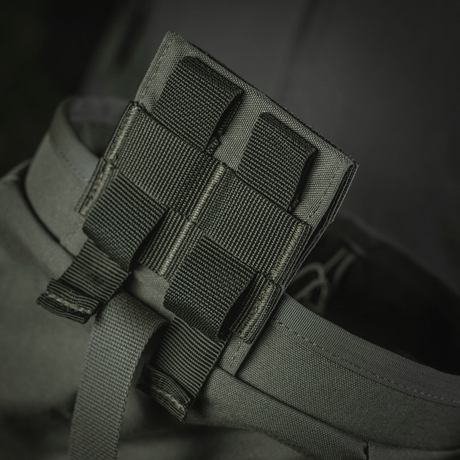 M‑Tac Magasinsæk Dump Pouch Lite Elite MOLLE-kiinnitysjärjestelmällä Cordura 500D -materiaalista kestävään ja turvalliseen säilytykseen.