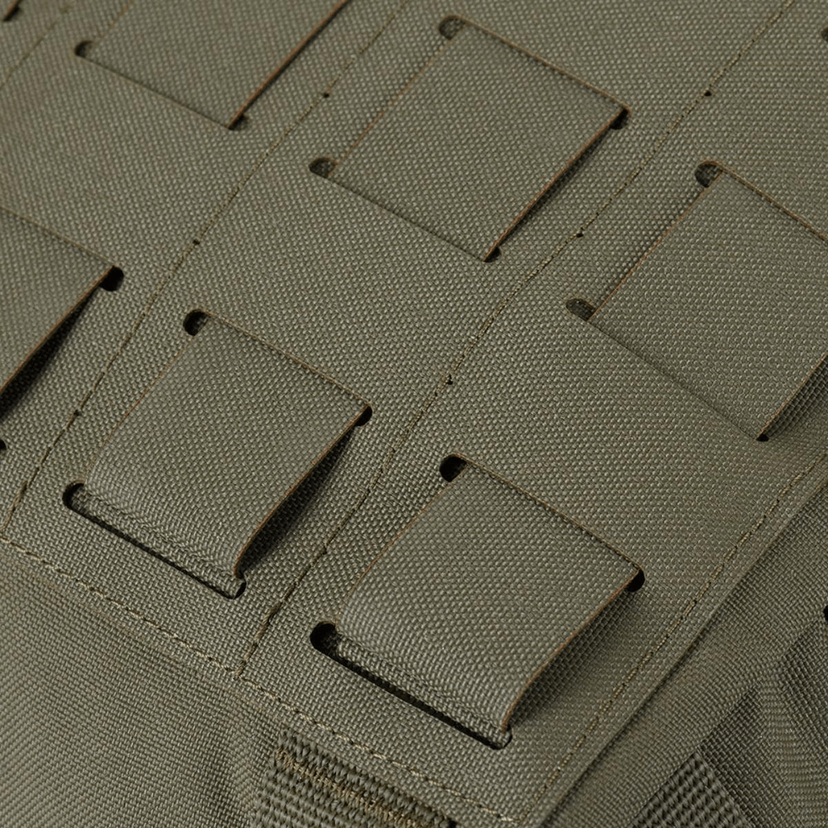 M-Tac Pouch Sukharka Gen.3 XL med MOLLE fastgørelsessystem, der viser slidstærkt Cordura 500D materiale i nærbillede.