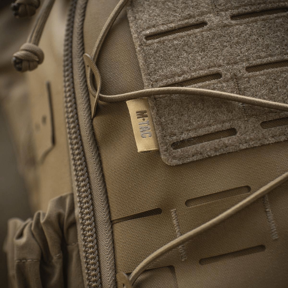 M-Tac STURM Elite Rygsæk med MOLLE Laser Cut frontpanel til taktisk brug, fremstillet af holdbare Cordura-materialer.