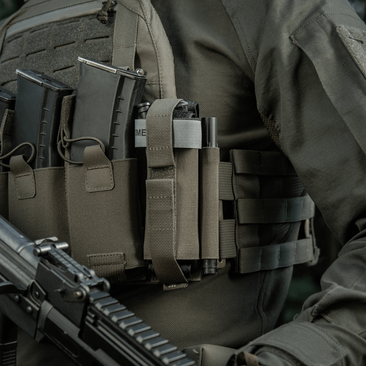 M‑Tac Tourniquet Pouch Elastic Gen.5 lavet af Cordura 500D med velcro og elastisk fastgørelse på taktisk udstyr