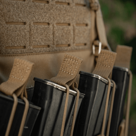 M-Tac etupaneeli Plate Carrier Cuirass QRS:lle, 4 lipasta, joustavaa nylonia, NIJ-sertifiointi, toimiva säilytys, galleria, sijainti 1.