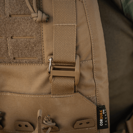 M-Tac etupaneeli Plate Carrier Cuirass QRS:lle, 4 lipasta, kestävä Cordura-nylon säädettävällä hihnalla, NIJ-sertifiointi, galleria, sijainti 1.