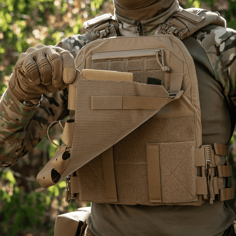 M-Tac etupaneeli Plate Carrier Cuirass QRS:lle, 4 lipasta, joustavaa sekoitemateriaalia, NIJ-sertifiointi, galleria, sijainti 1.
