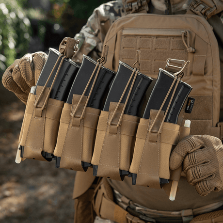 M-Tac etupaneeli Plate Carrier Cuirass QRS:lle, 4 lipasta, elastista materiaalia, NIJ-sertifiointi, toimiva säilytys, galleria, sijainti 1.