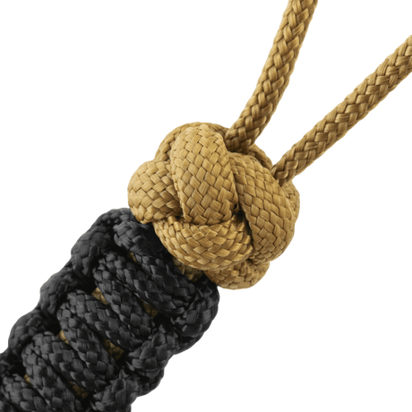 M-Tac Lanyard Scandinavian Small Chinese Knot musta-kultaisessa kierretyssä paracordissa skandinaavisella solmumuodolla.