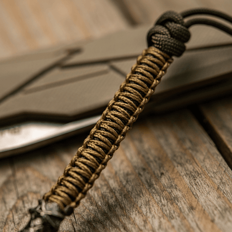 M-Tac Knife Lanyard Ninja punotusta paracordista, cupronickel perle, pitkä 14,5 cm, nopeaan käyttöön ja ainutlaatuiseen veitsen ulkonäköön