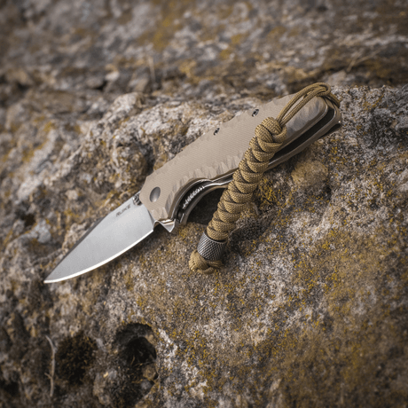 M-Tac Viper Lanyard Stainless Steel, punottu paracord ja ruostumaton Viper-helmi veitsen kahvassa, täydellinen nopeaan käyttöön.