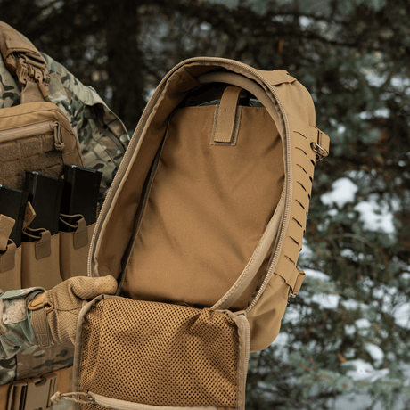 M-Tac reppu Sturm Elite Gen.II avoinna tilavalla sisäosalla ja MOLLE-järjestelmällä, sopii omavaraisille retkille. Valmistettu Cordurasta.