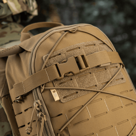 M-Tac reppu Sturm Elite Gen.II joustonarulla ja MOLLE-järjestelmällä lisävarusteille, soveltuu kenttäselviytymiseen.