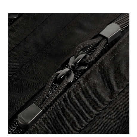 Sulkemismekanismi M-Tac Large Assault Pack -repussa, kaksi isoa vetoketjutaskua