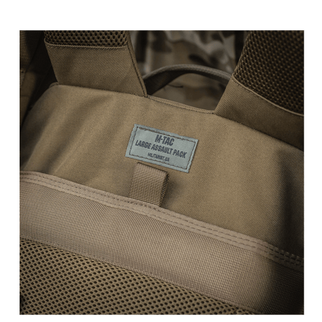 M-Tac Large Assault Pack -reppu MOLLE-järjestelmällä ja pehmustetuilla olkahihnoilla, sopii lyhyille vaelluksille ja kaupunkikäyttöön.