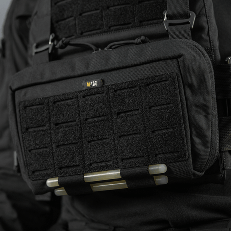 M-Tac Admin Pouch Large Elite taktinen laukku Cordura 500D:stä, käytännöllinen asiakirjoille ja varusteille.