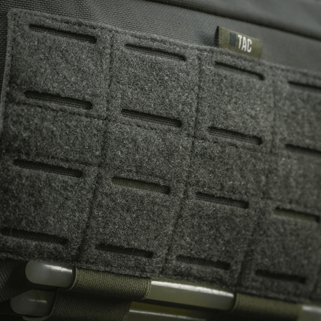 Lähikuva M-Tac Admin Pouch Large Elite -laukusta velcro-panelilla, valmistettu kestävästä Cordura-materiaalista.