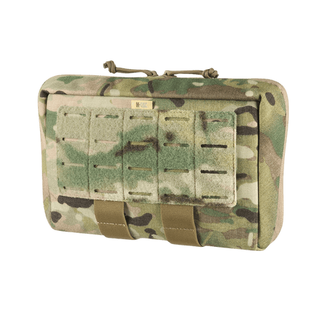 M-Tac Admin Pouch X-Large Elite camouflage-mallissa, Cordura 500D -laukkuna modulaarisella muotoilulla taktista varustusta ja patcheja varten.